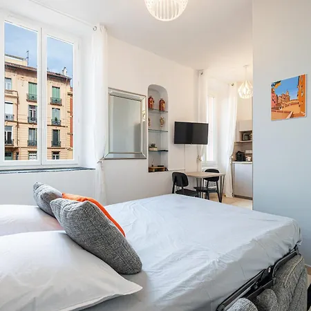 Apartment Felix Faure - Lumineux En Centre-ville *